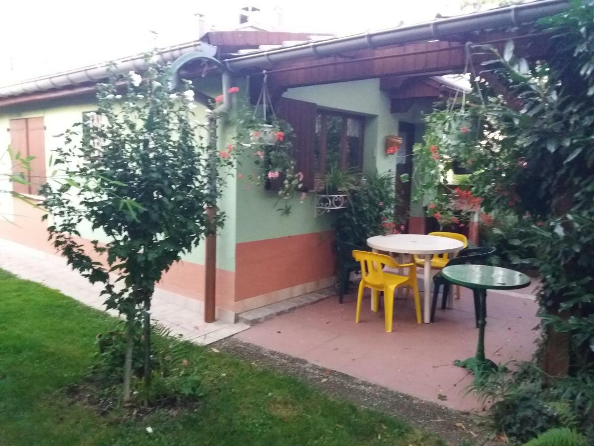 Maison De Village Hébergement de vacances *
